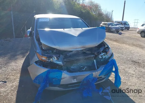 2016 Honda Odyssey Ex-L z USA, uszkodzony, nr VIN 5FNRL5H65GB091878